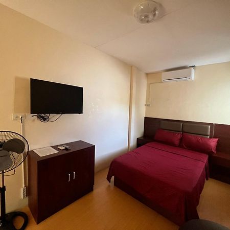 Manoc-Manoc Apartelle Boracay מראה חיצוני תמונה