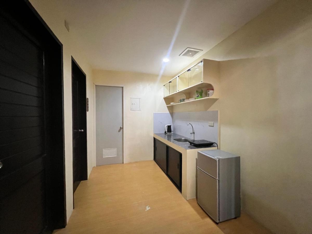Manoc-Manoc Apartelle Boracay מראה חיצוני תמונה